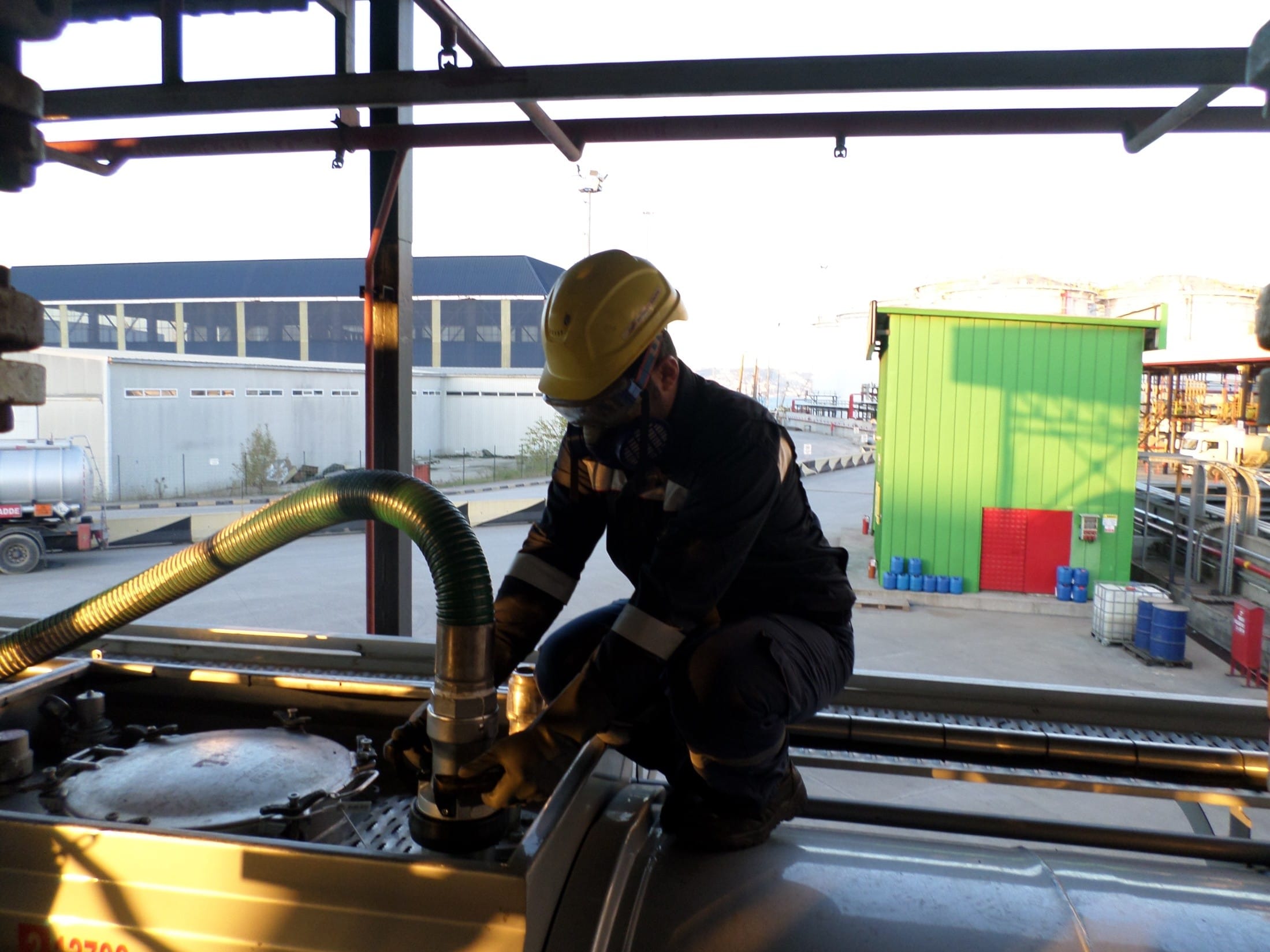 Liman Pompa ve Tank Saha Operatörü Saha Çalışması